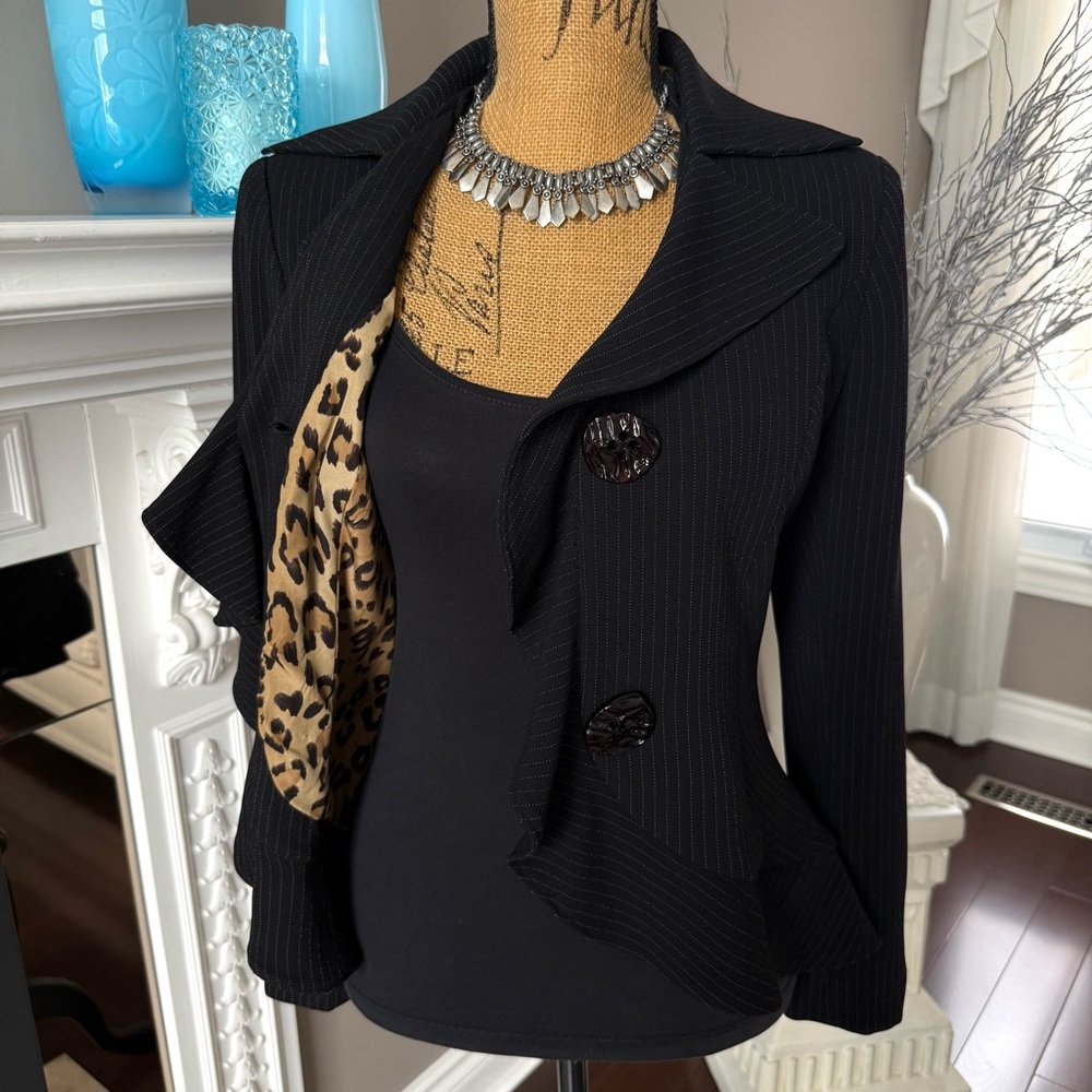 Ross Mayer 96% Wool Pinstripe Blazer | Made in Canada | Leopard Lined | Size 4